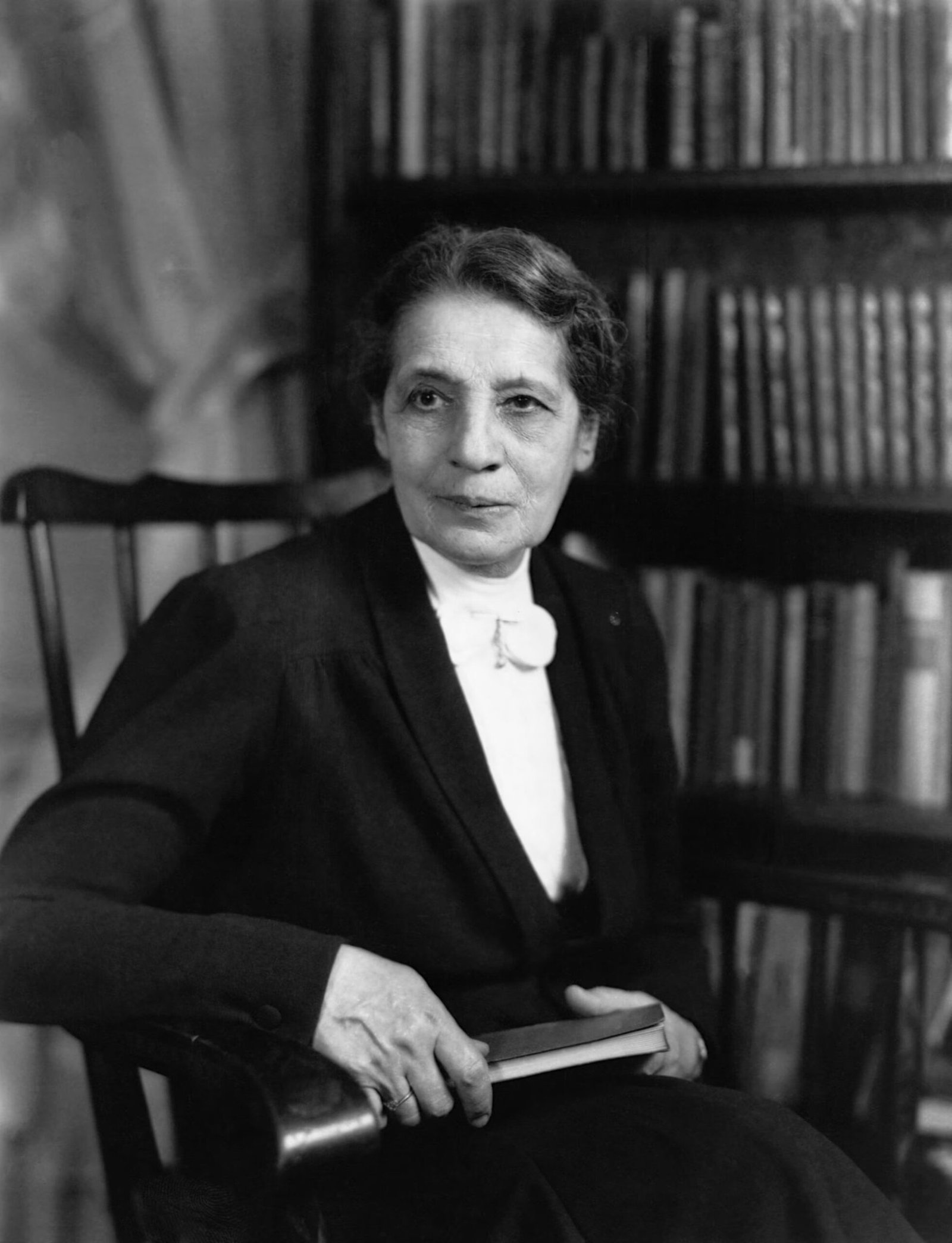 Lise Meitner portresi