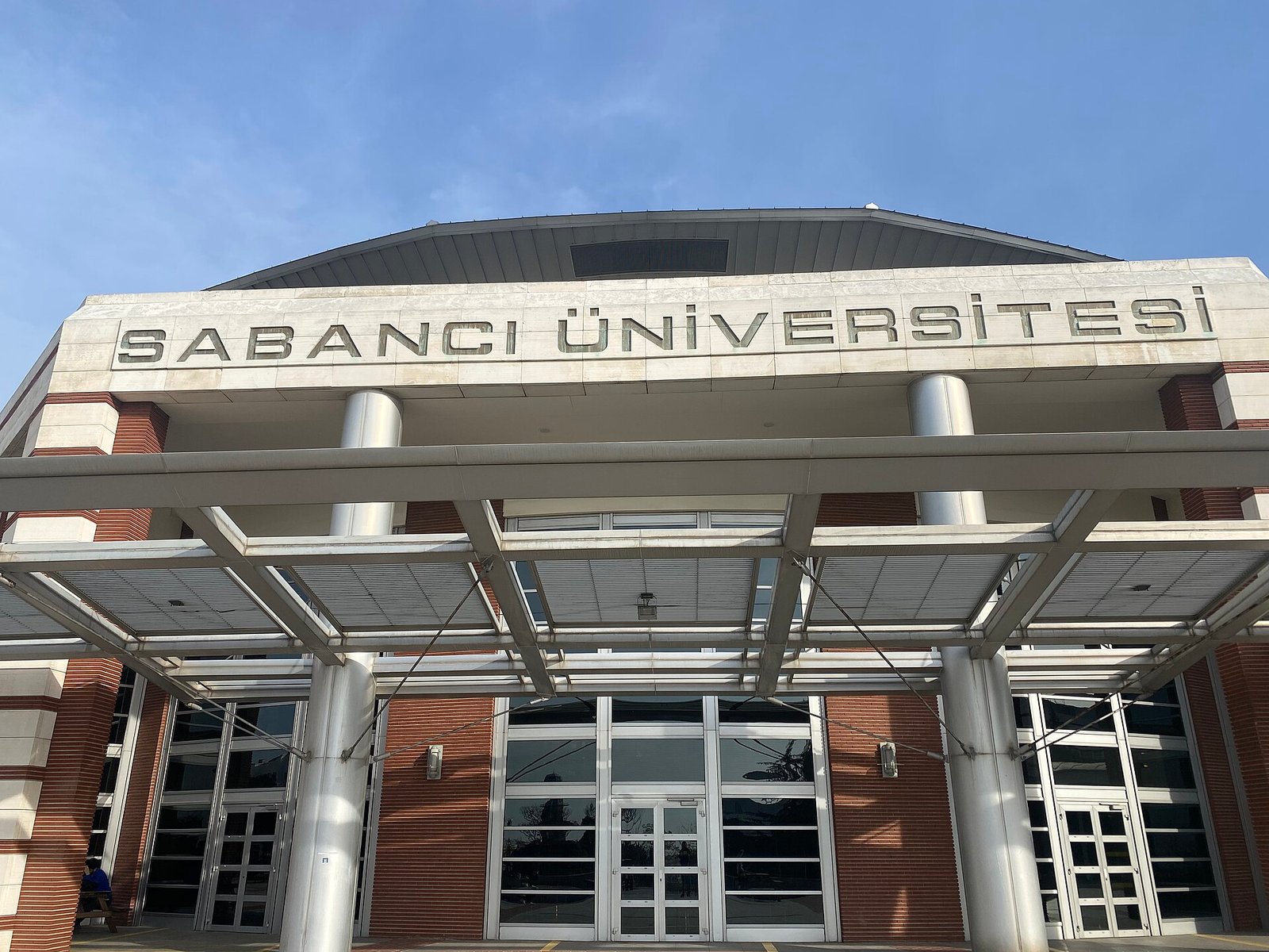 Sabancı Üniversitesi Tuzla kampüsü girişi